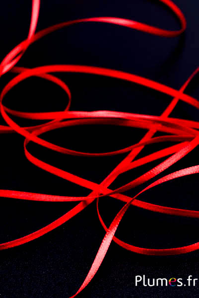 Nastro raso - larghezza 3 mm - rosso